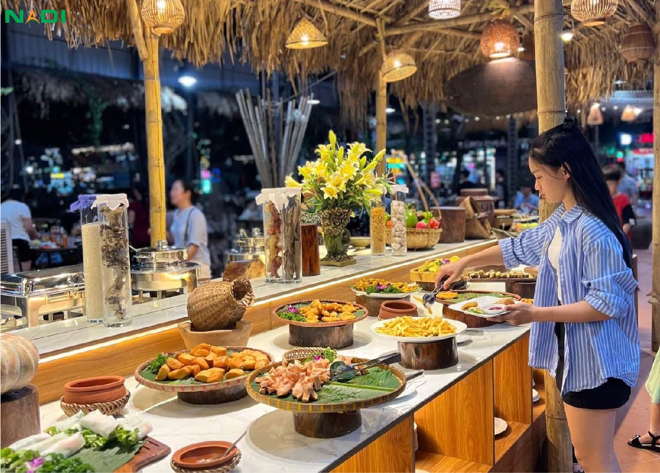 Tạo nên không gian khó quên cho thực khách khi trang trí nhà hàng buffet đẹp mắt