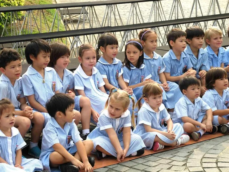 Đồng phục học sinh mầm non